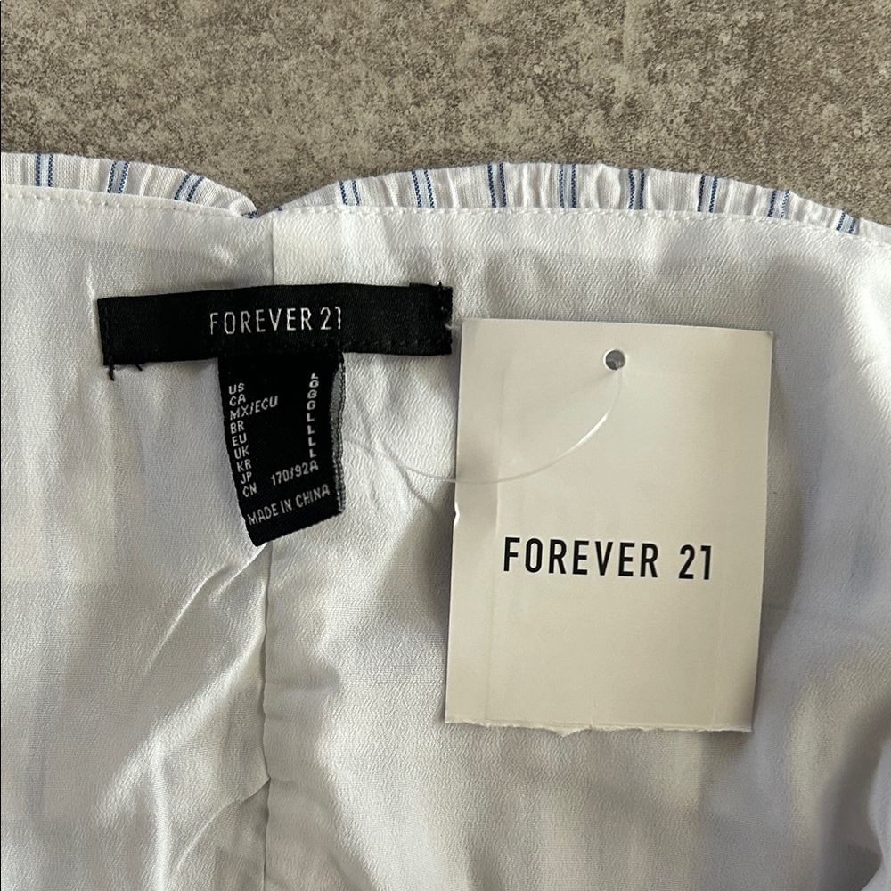 Forever 21 White and Blue Striped Halter Crop Top - Picture 6 of 6